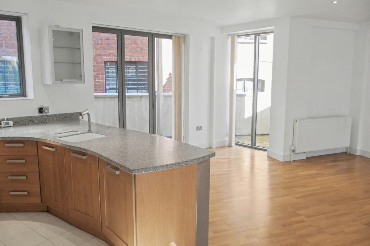 3 bedroom Flat in Strand Street, Poole Quay