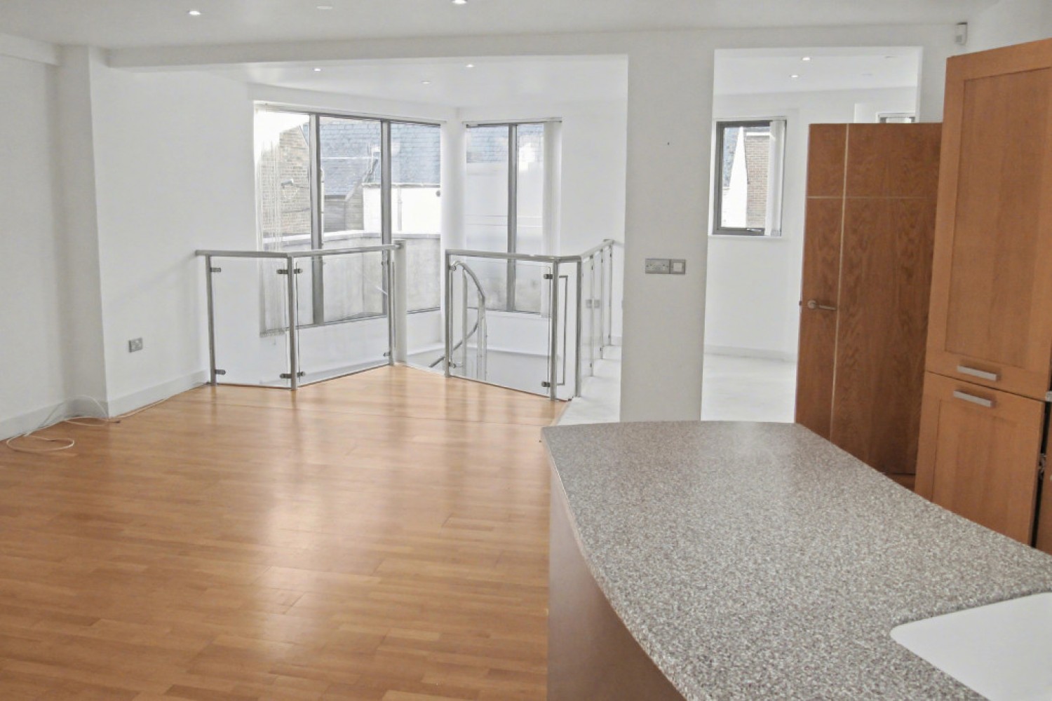 3 bedroom Flat in Strand Street, Poole Quay