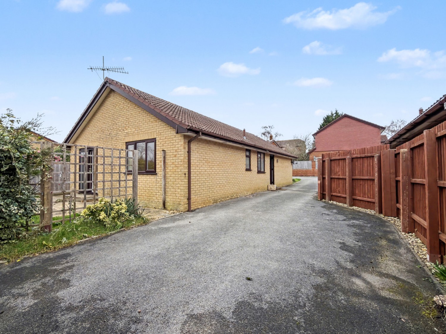 3 bedroom Bungalow for Sale Caton Close, Talbot Village, Poole