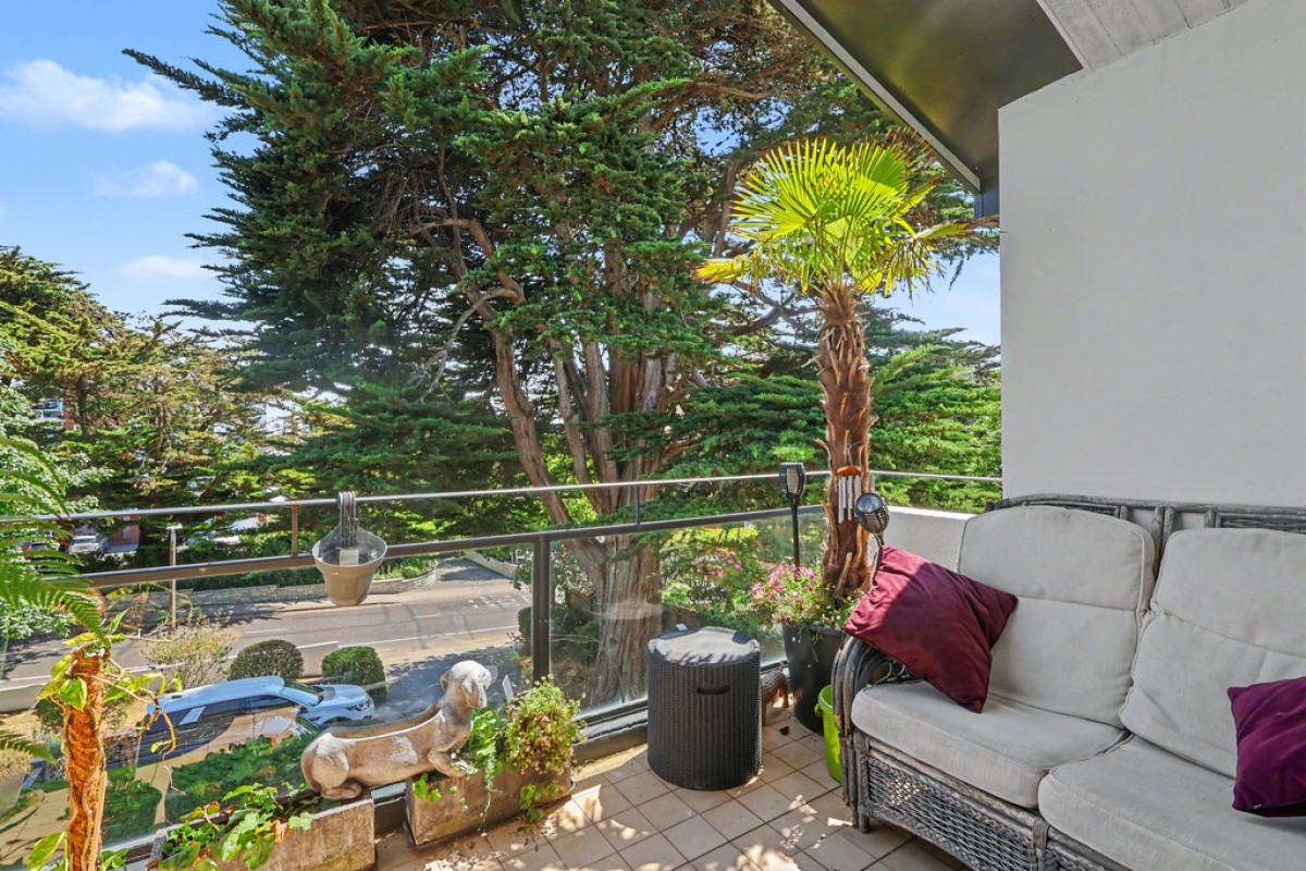 Banks Road, Sandbanks