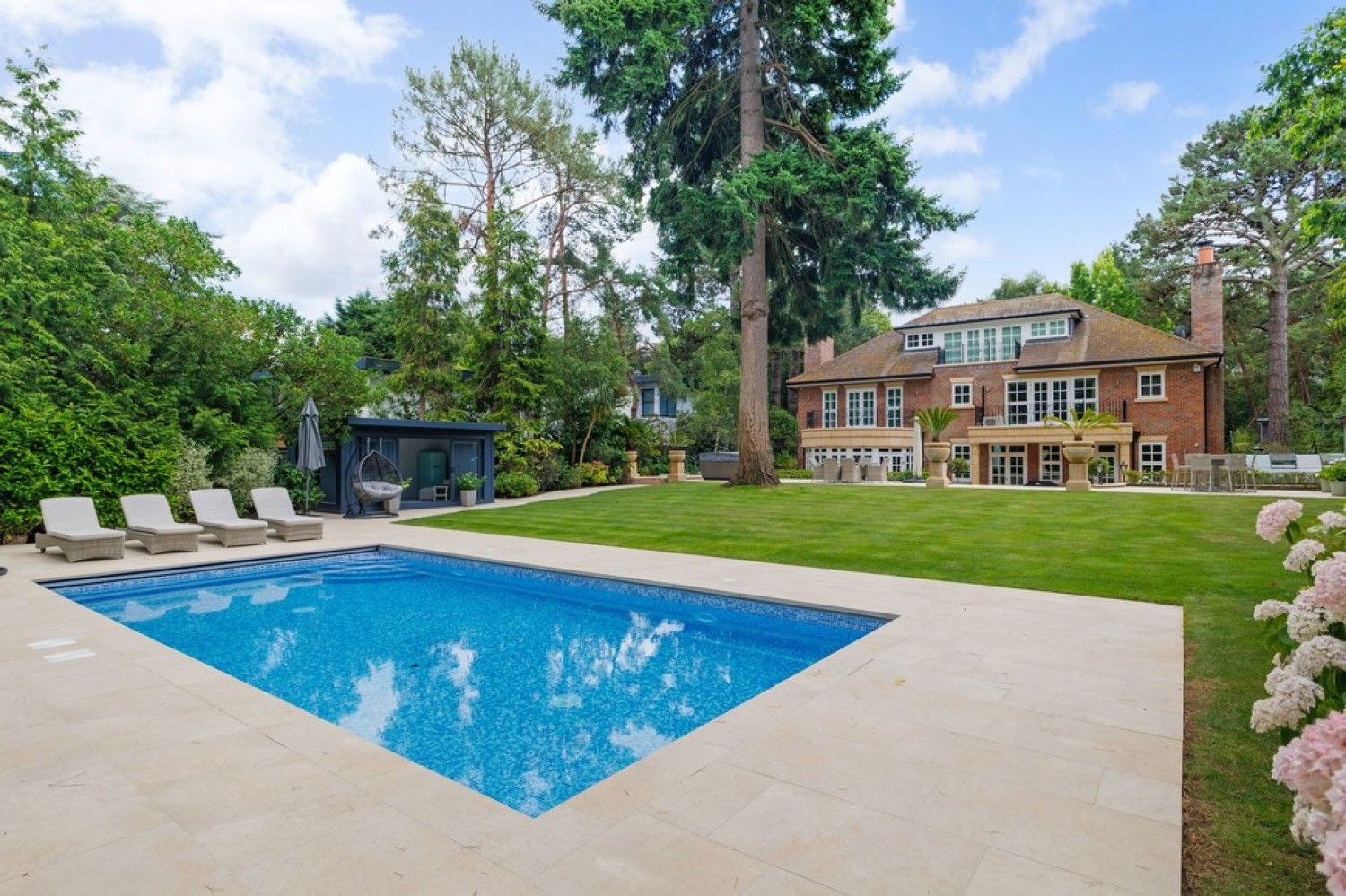 7 bedroom House for Letting Branksome Park, Poole