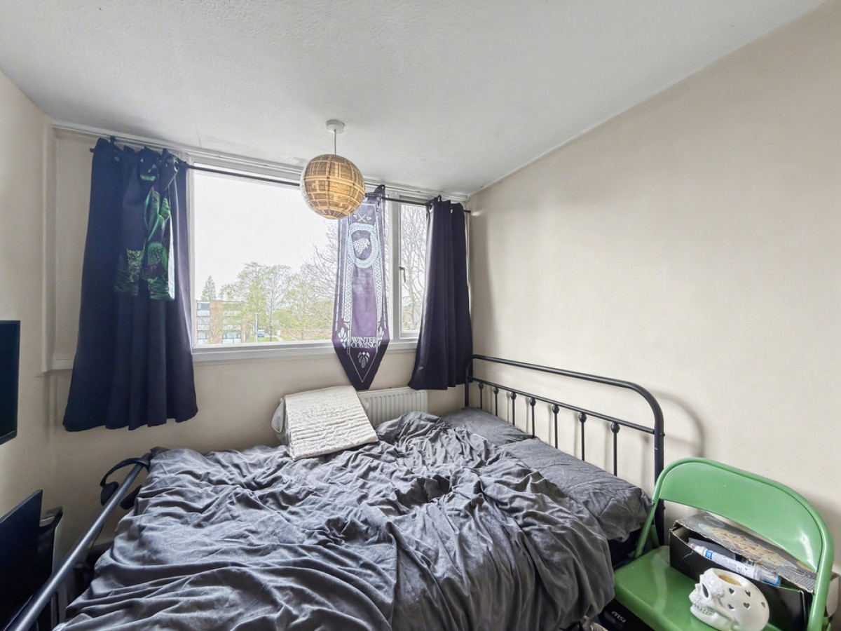 Esmonde Way, Canford Heath