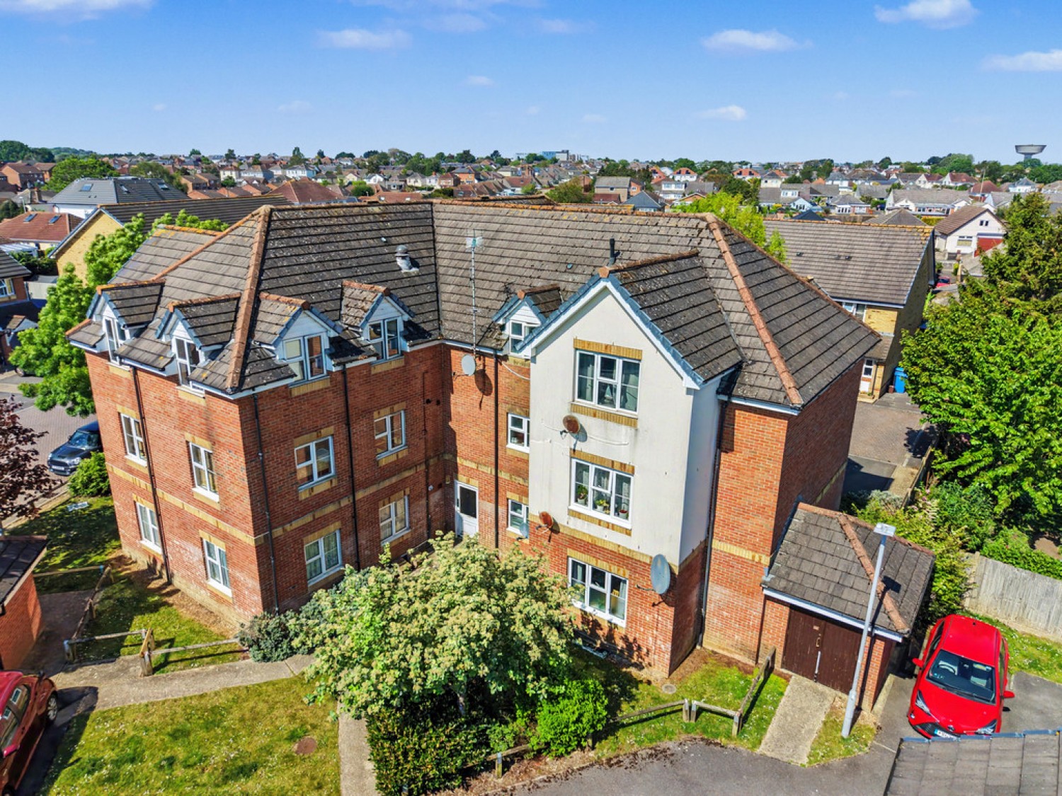 2 bedroom Flat for Sale Chloe Gardens, Parkstone, Poole