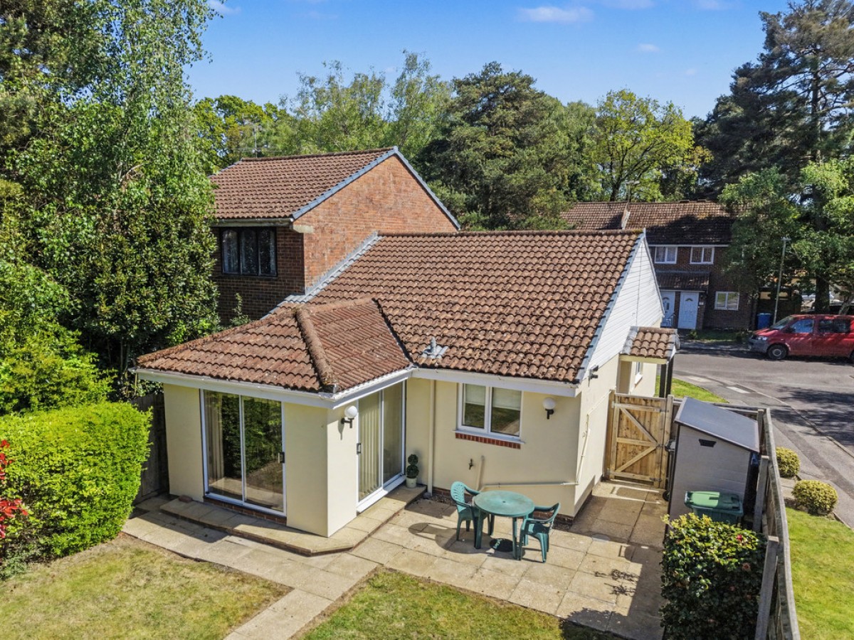 Swift Close, Creekmoor