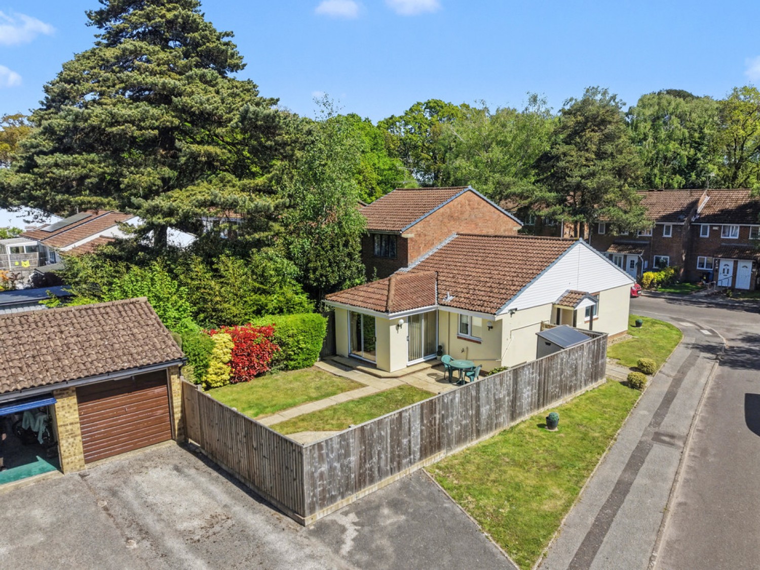2 bedroom Bungalow for Sale Swift Close, Creekmoor