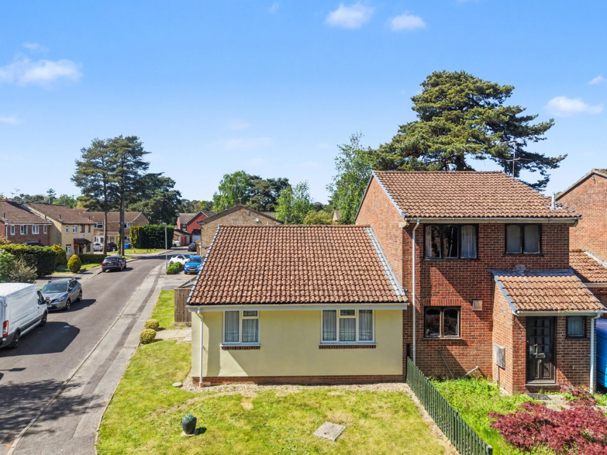 Swift Close, Creekmoor