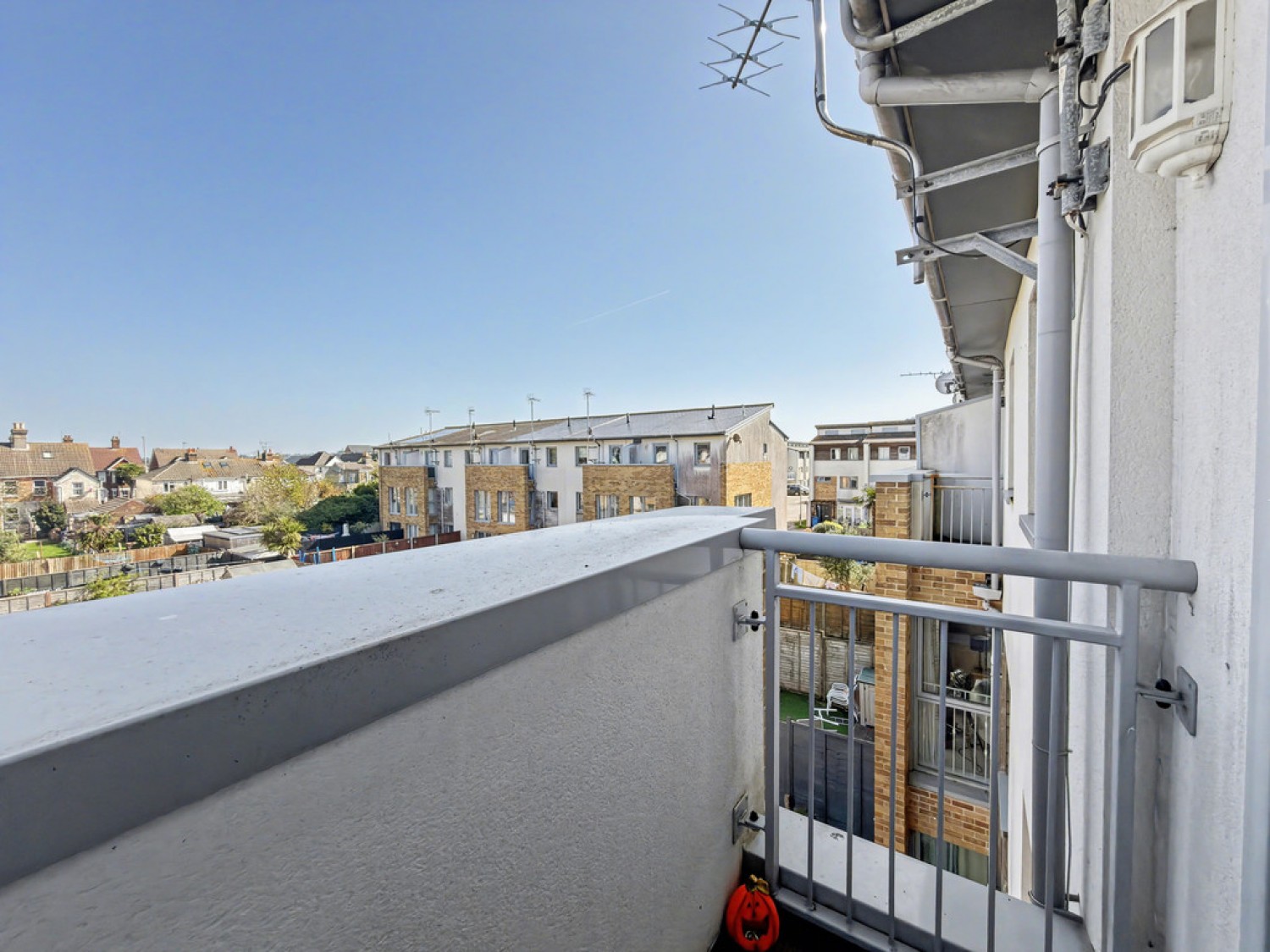 3 bedroom House for Sale Broomhill Way, Hamworthy,