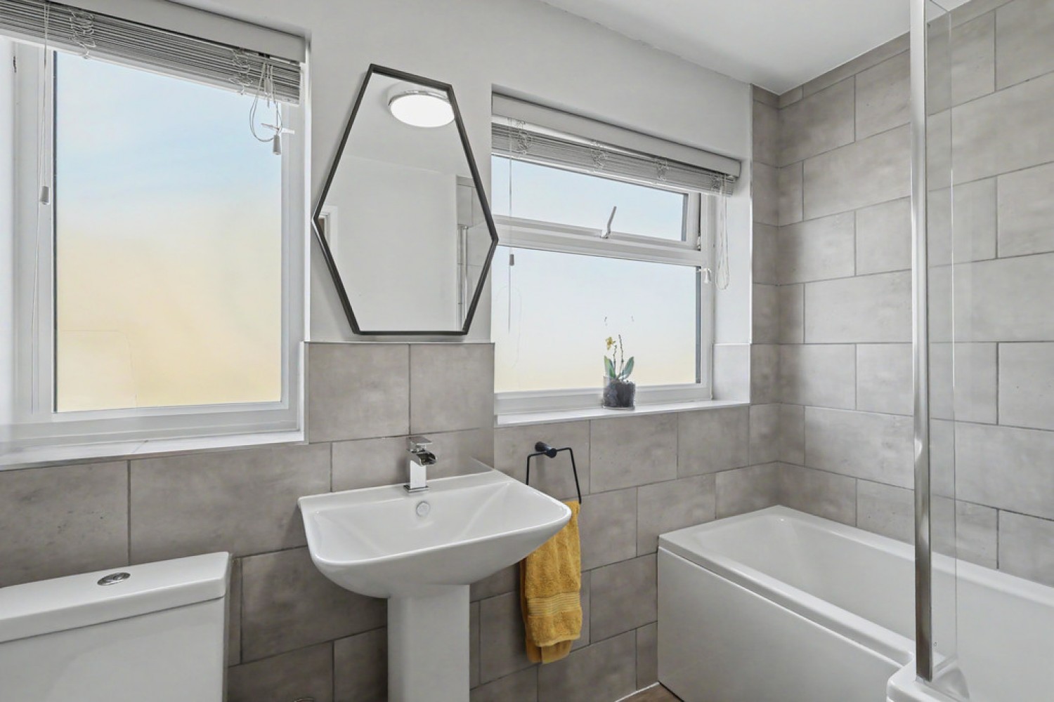 3 bedroom House for Sale Merrow Avenue, Poole