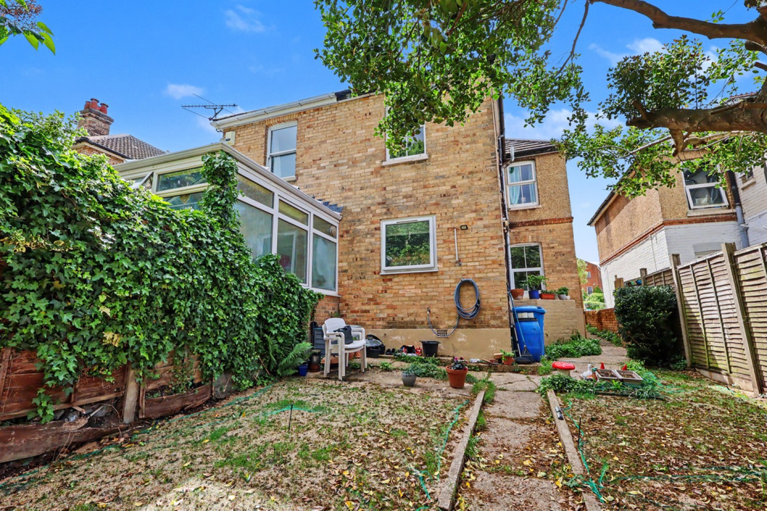 2 bedroom Flat for Sale North Road, Civic Centre