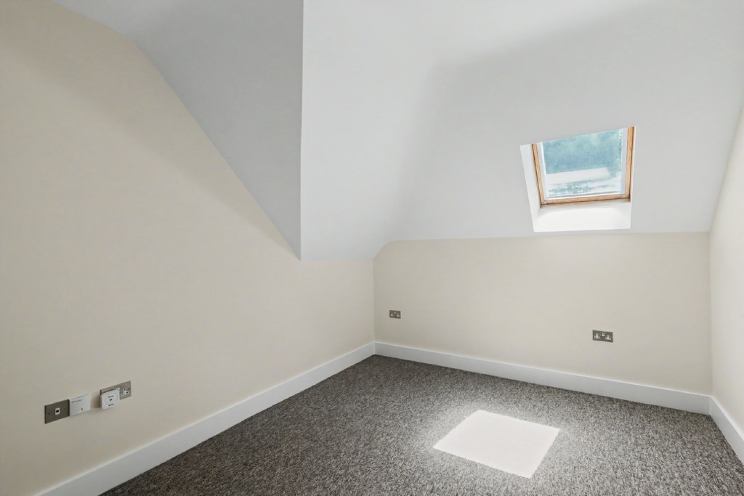 2 bedroom Flat for Sale North Road, Parkstone, Poole
