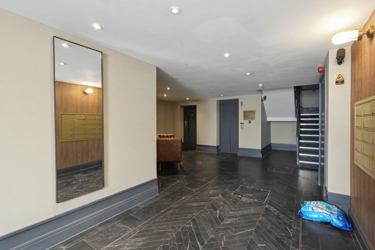 The Cosmopolitan, Lower Parkstone