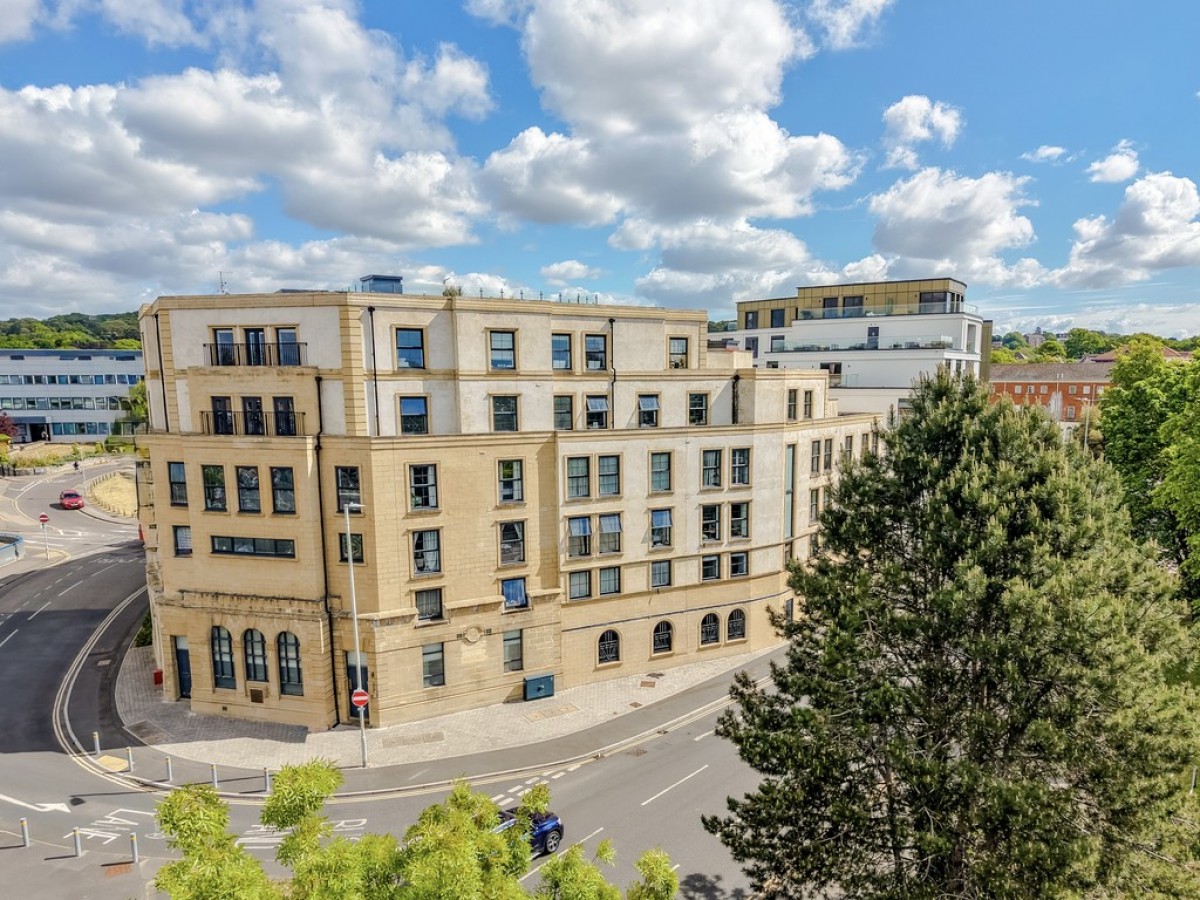 The Cosmopolitan, Lower Parkstone