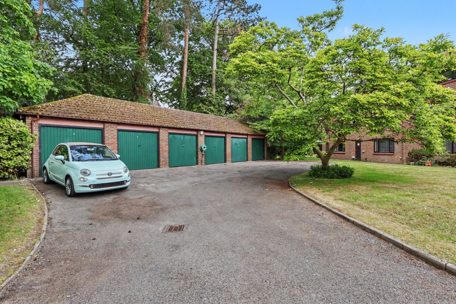 2 bedroom Flat for Letting Poole, Dorset