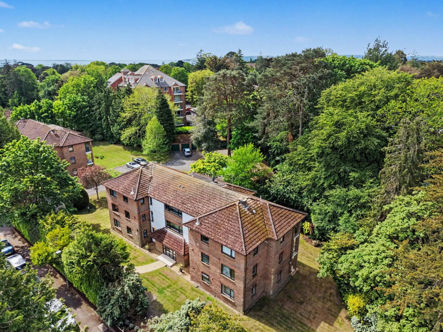 2 bedroom Flat for Letting Poole, Dorset