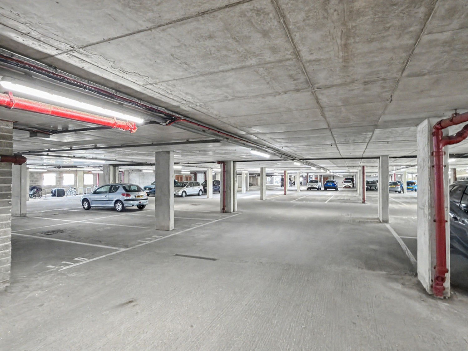 2 bedroom Flat for Sale Pelican House, Harbour Reach