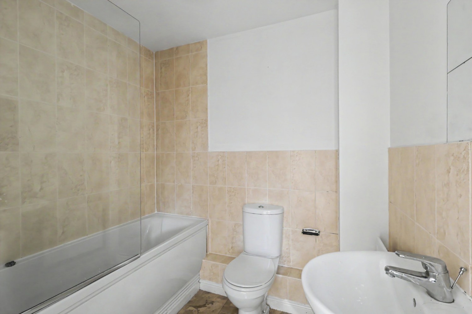 2 bedroom Flat for Sale Pelican House, Harbour Reach