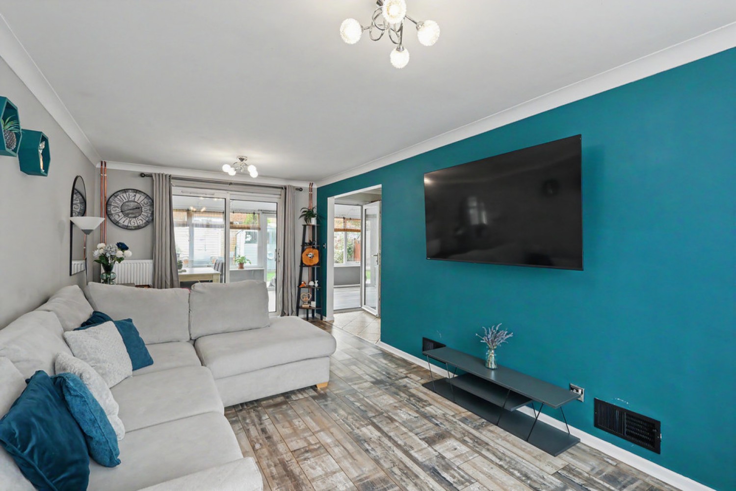 3 bedroom House for Sale Dale Valley Road, Oakdale