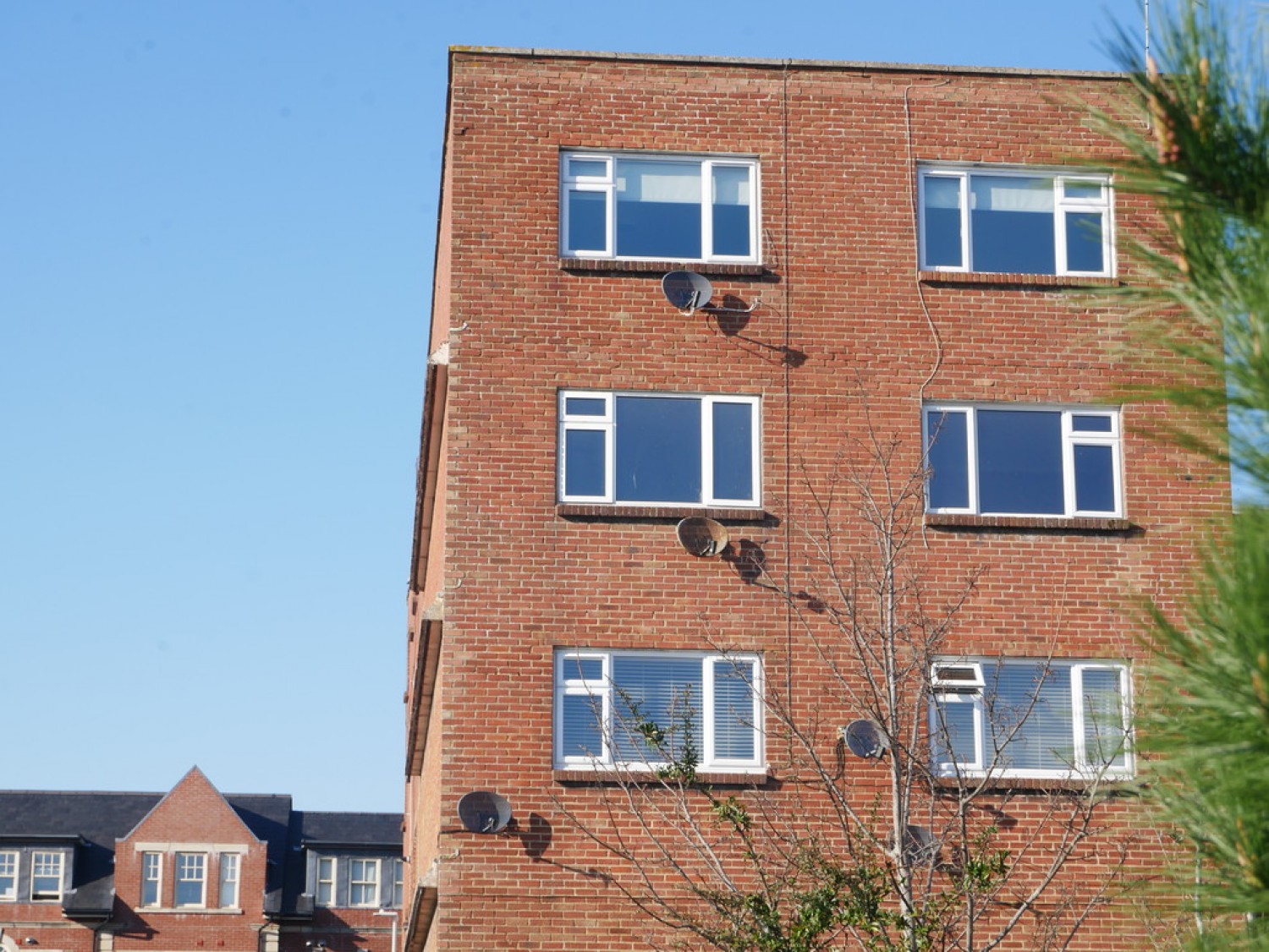 2 bedroom Flat for Letting Ashley Cross, Poole