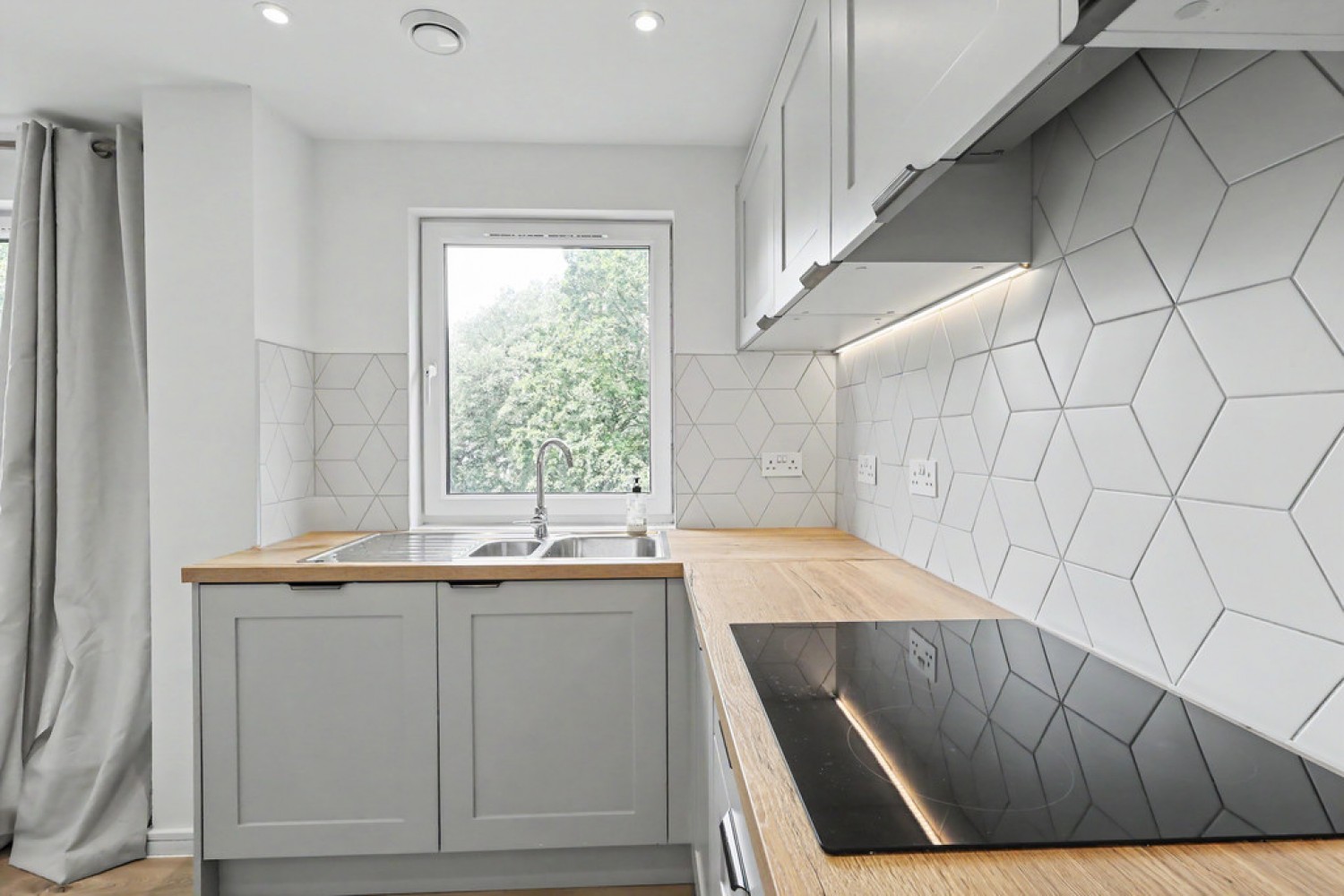 2 bedroom Flat for Sale The Observatory, Park Road