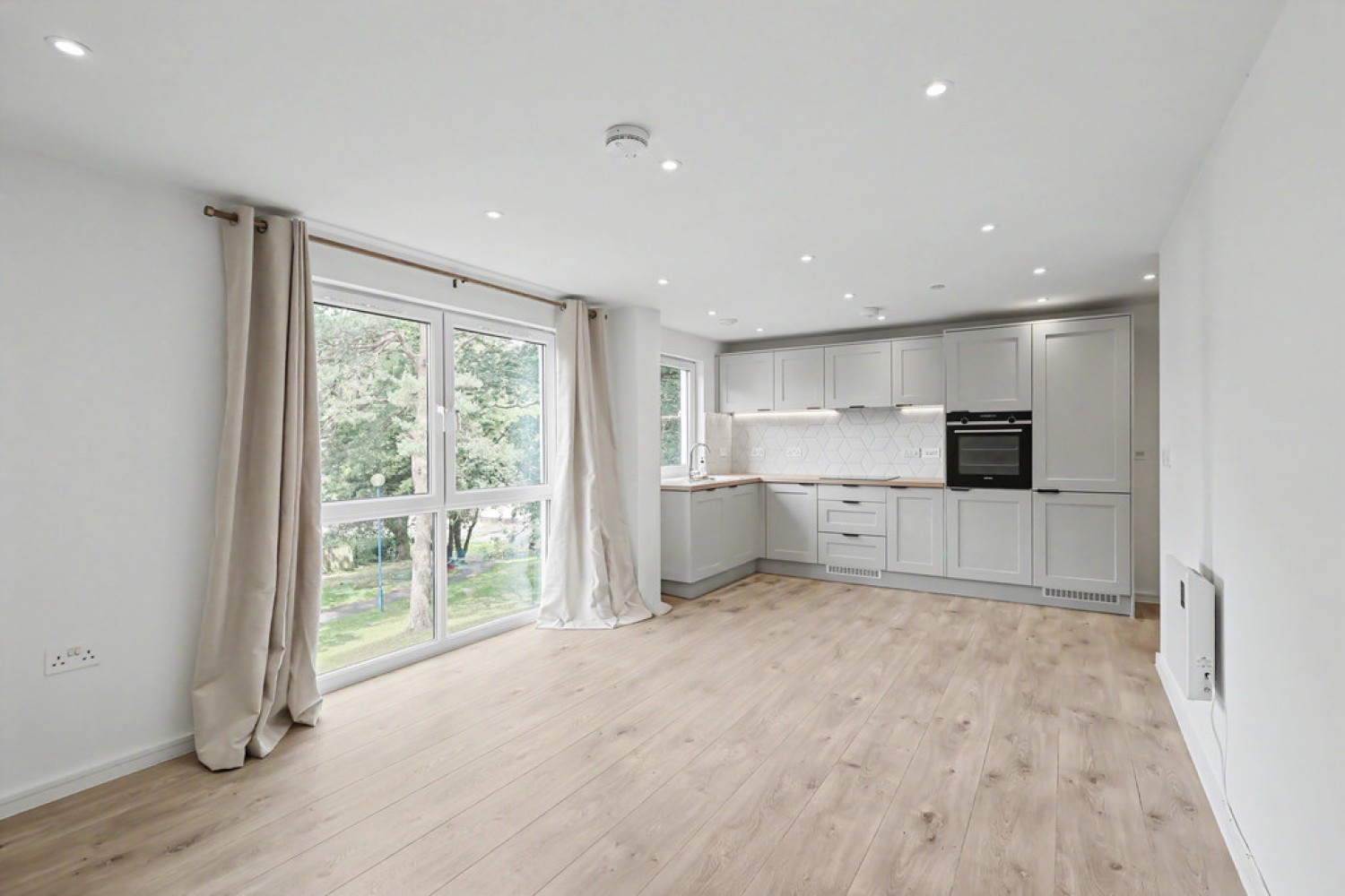 2 bedroom Flat for Sale The Observatory, Park Road