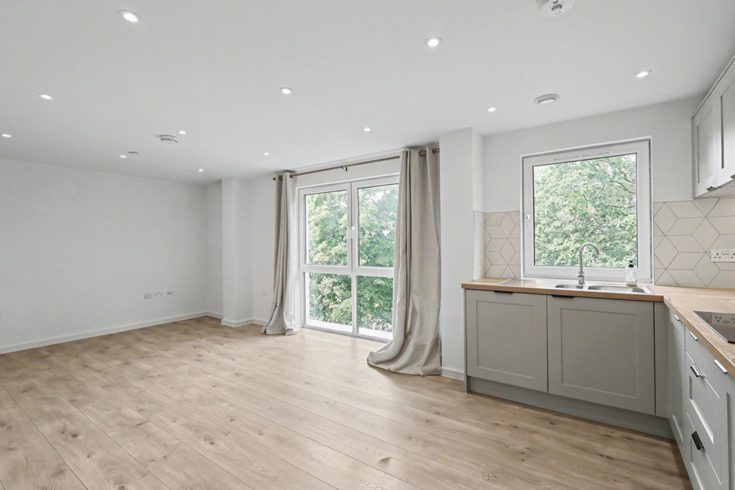 2 bedroom Flat for Sale The Observatory, Park Road