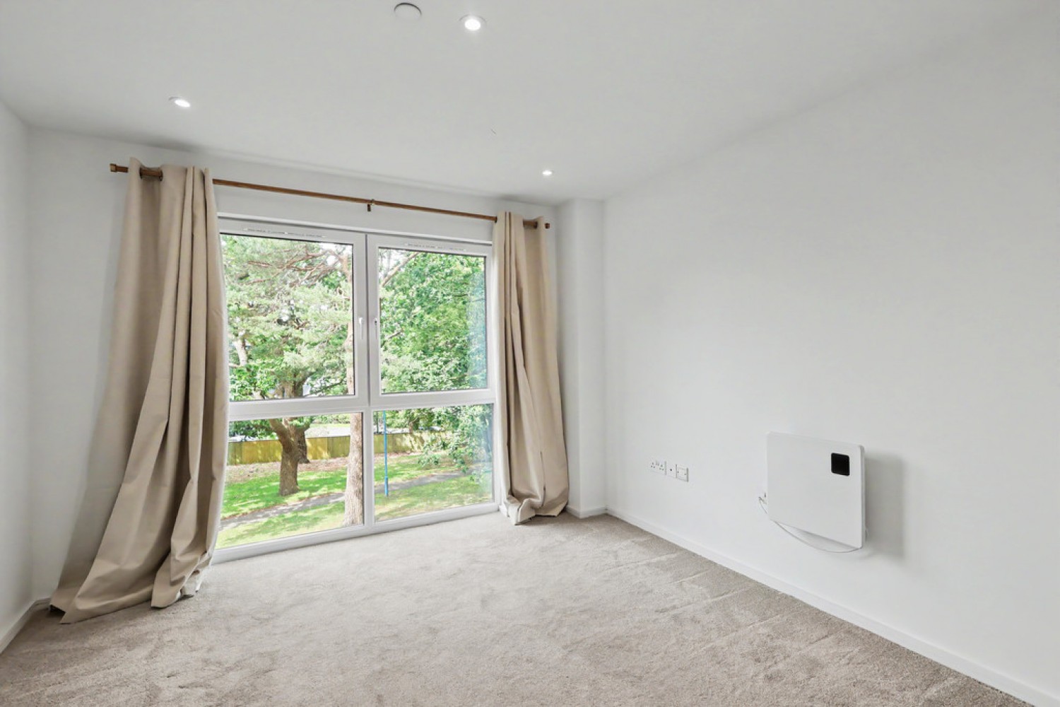 2 bedroom Flat for Sale The Observatory, Park Road