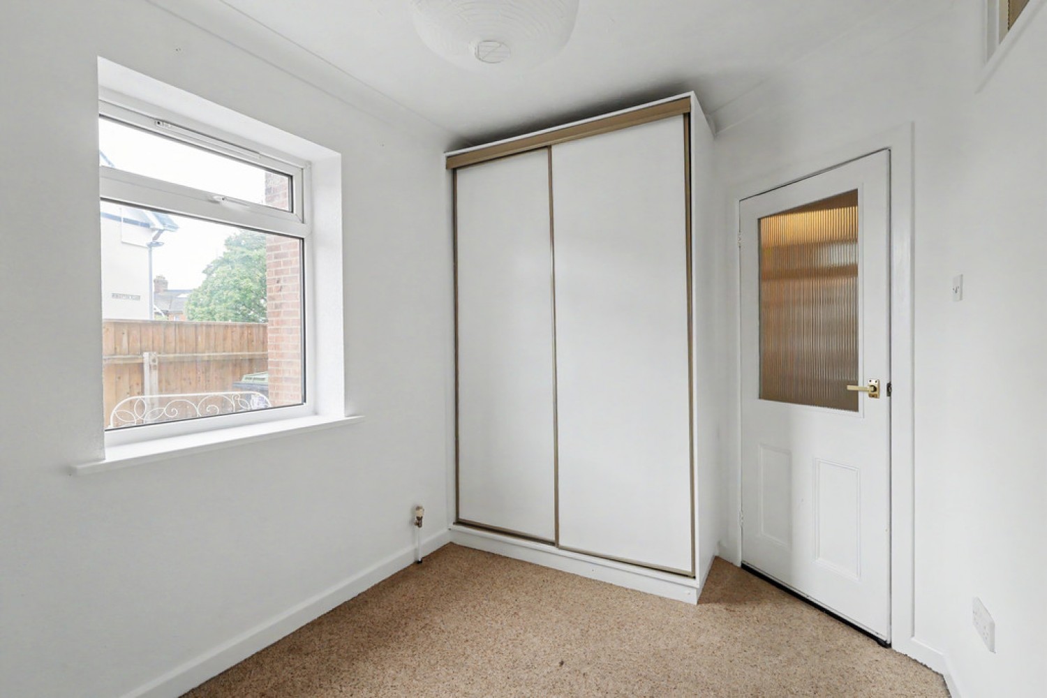 2 bedroom Flat for Sale Garland Road, Poole