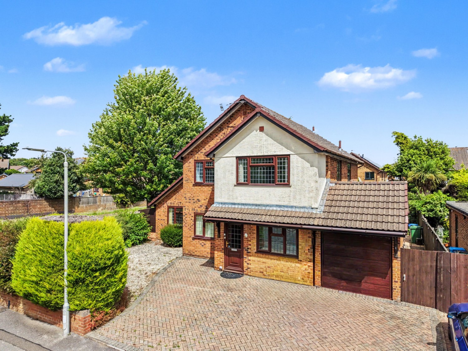 6 bedroom House for Sale Baverstock Road, Poole
