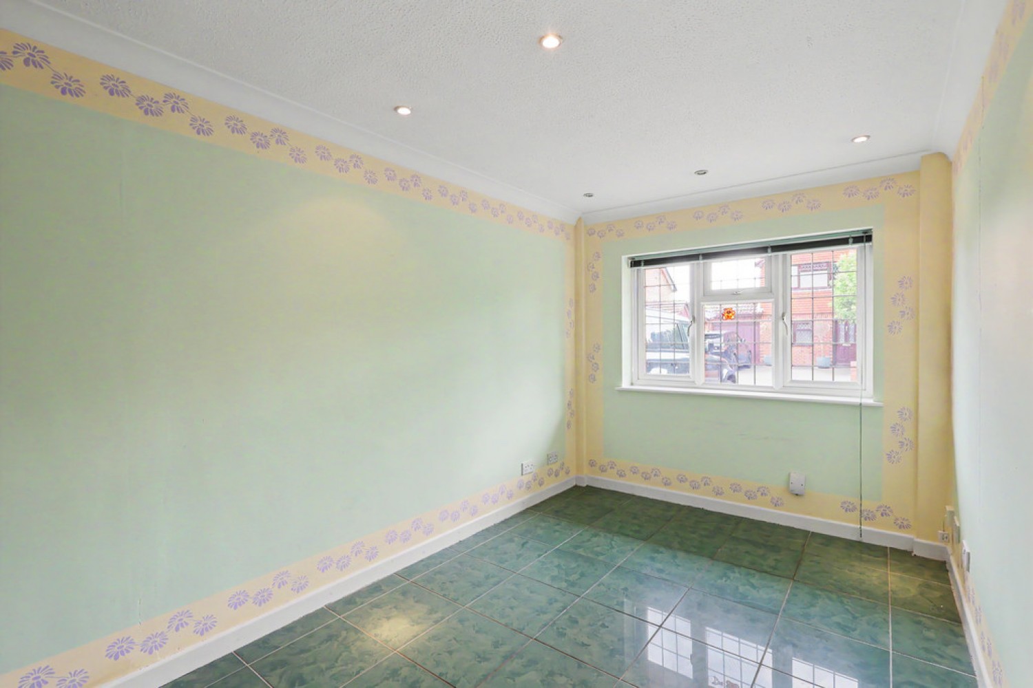 6 bedroom House for Sale Baverstock Road, Poole