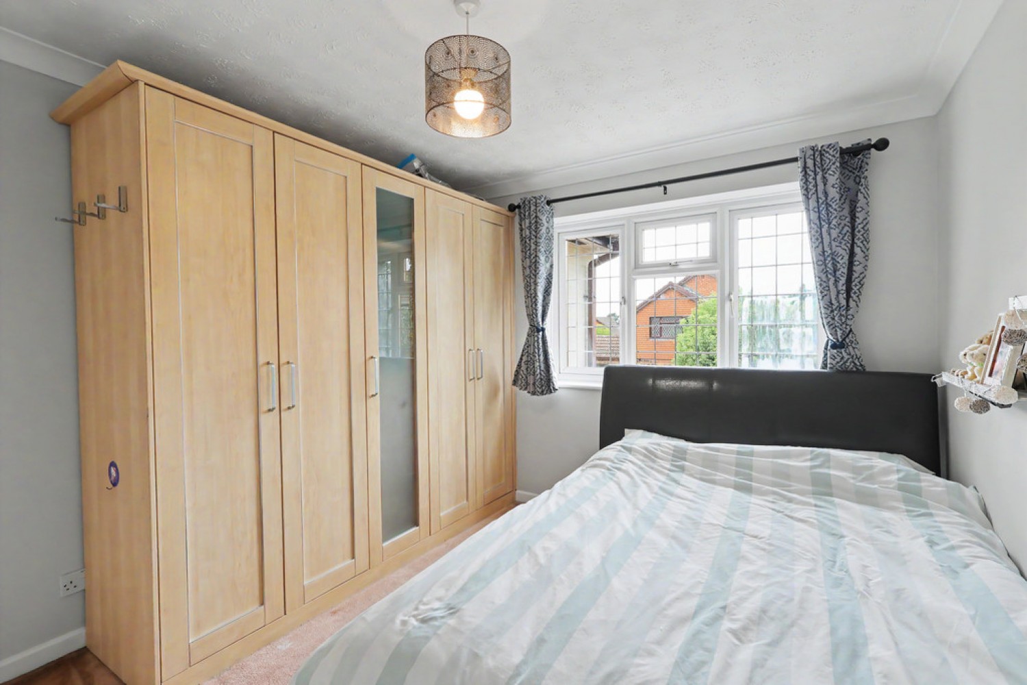 6 bedroom House for Sale Baverstock Road, Poole