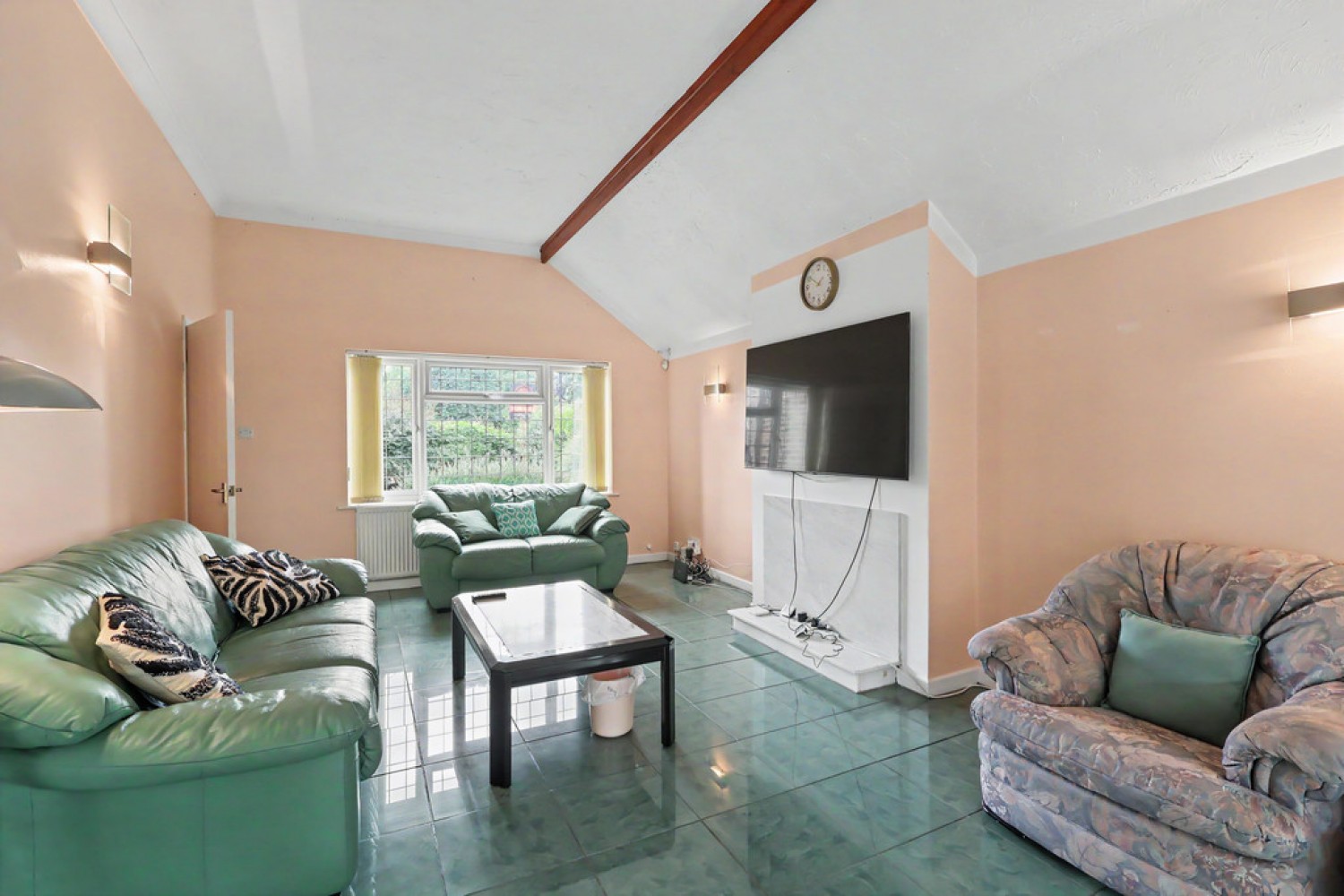 6 bedroom House for Sale Baverstock Road, Poole