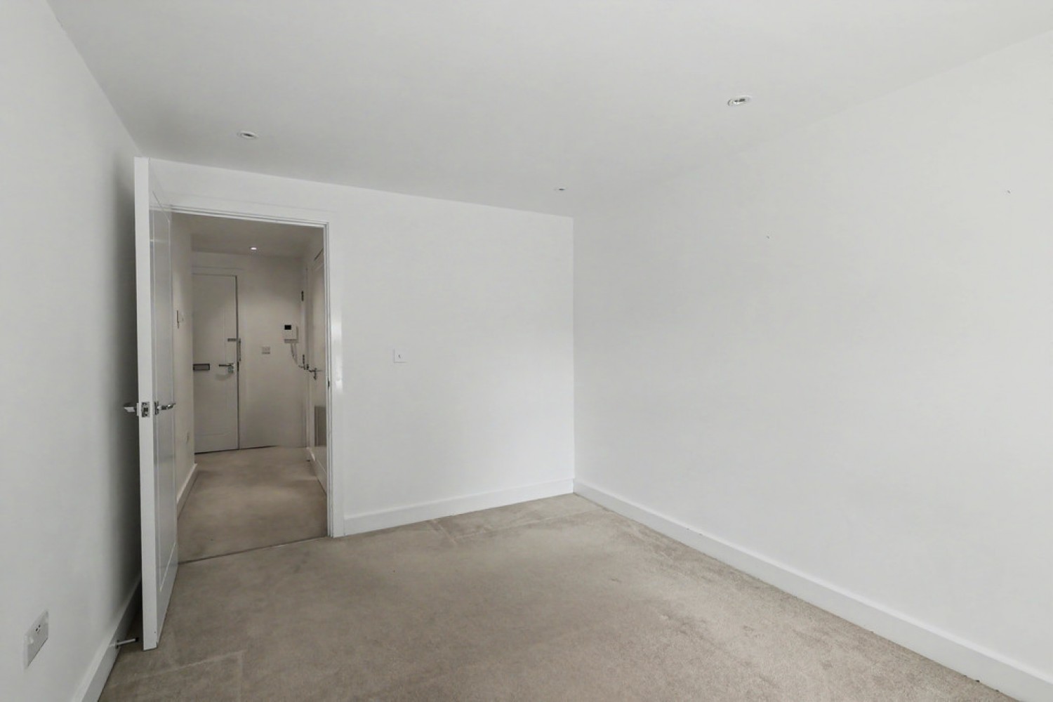 2 bedroom Flat for Letting Poole, Dorset