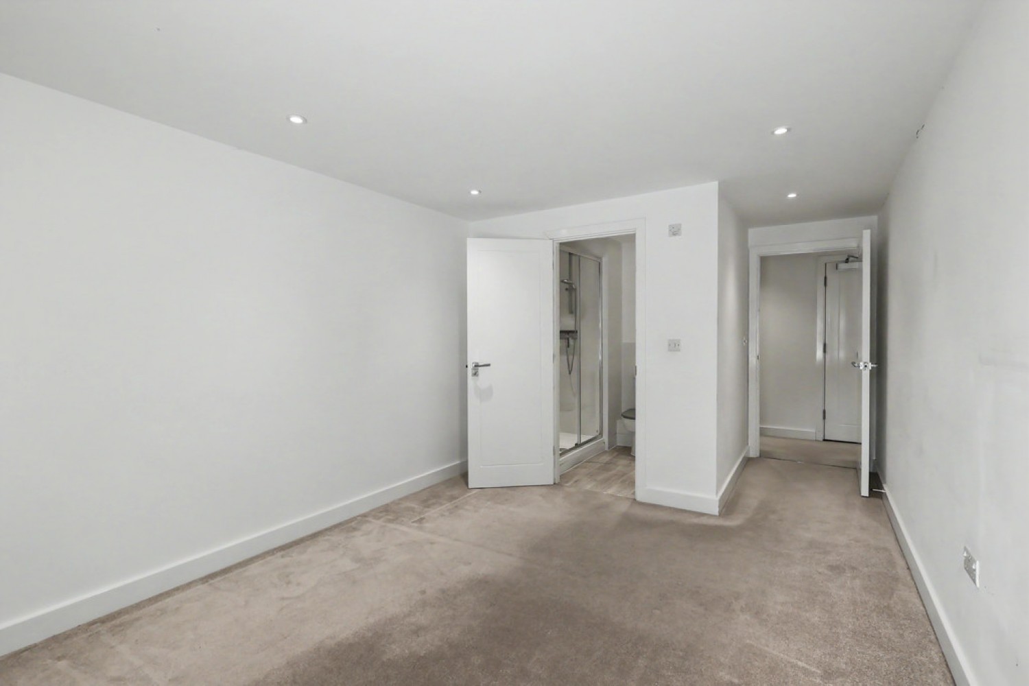 2 bedroom Flat for Letting Poole, Dorset
