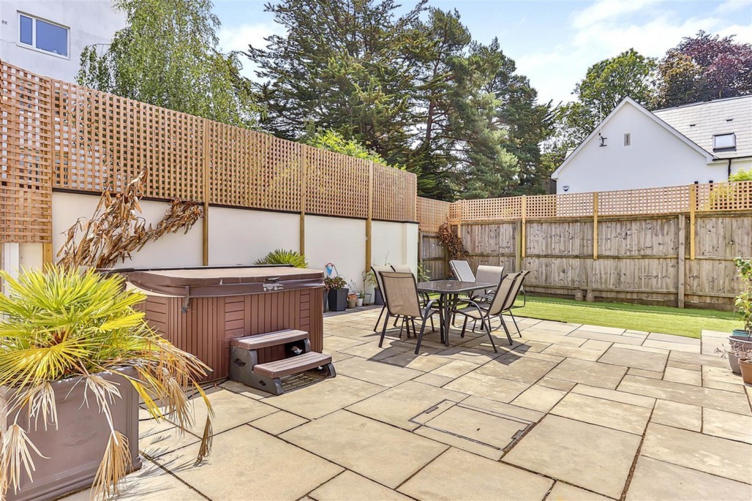 3 bedroom House for Sale Western Road, Branksome Park