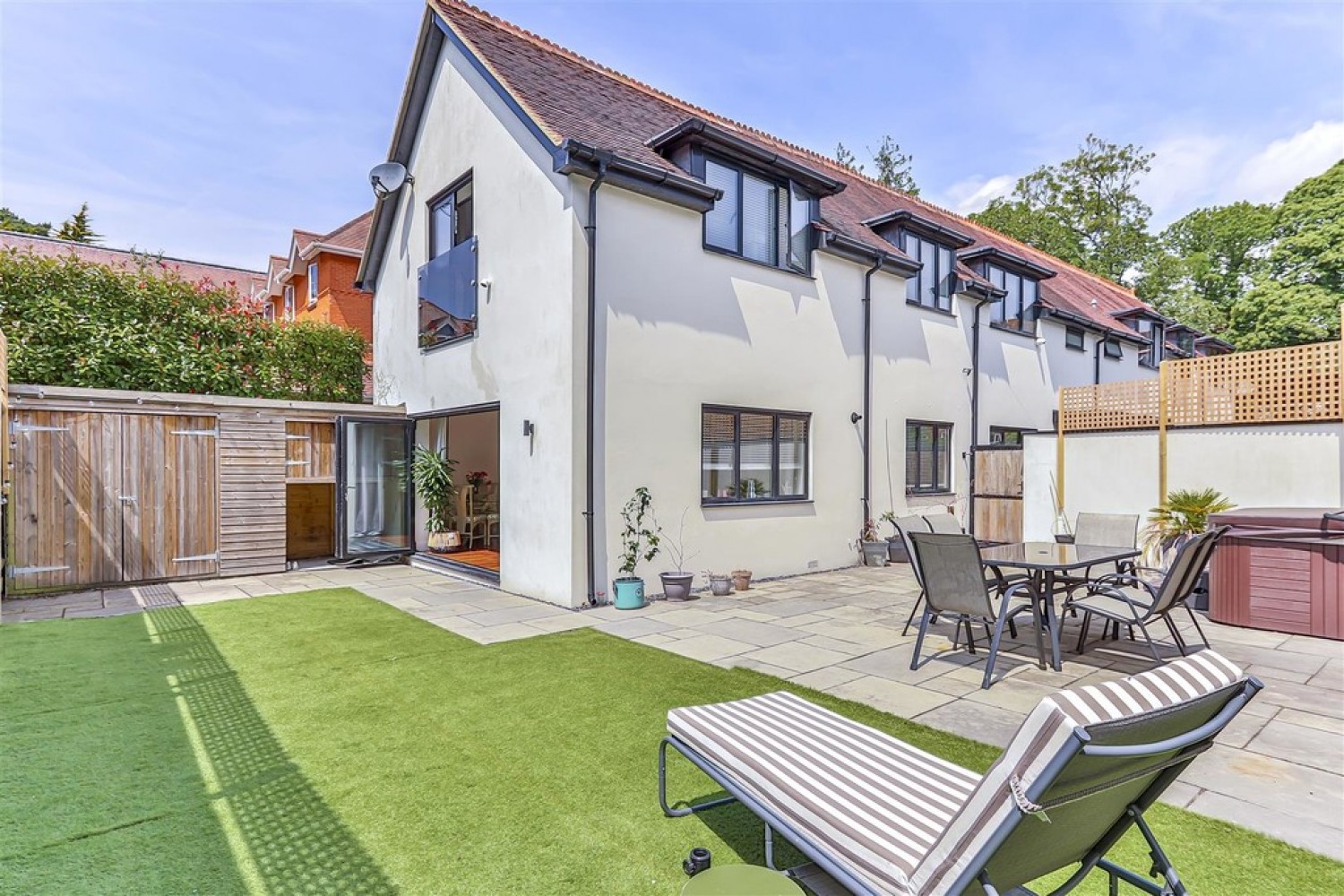 3 bedroom House for Sale Western Road, Branksome Park