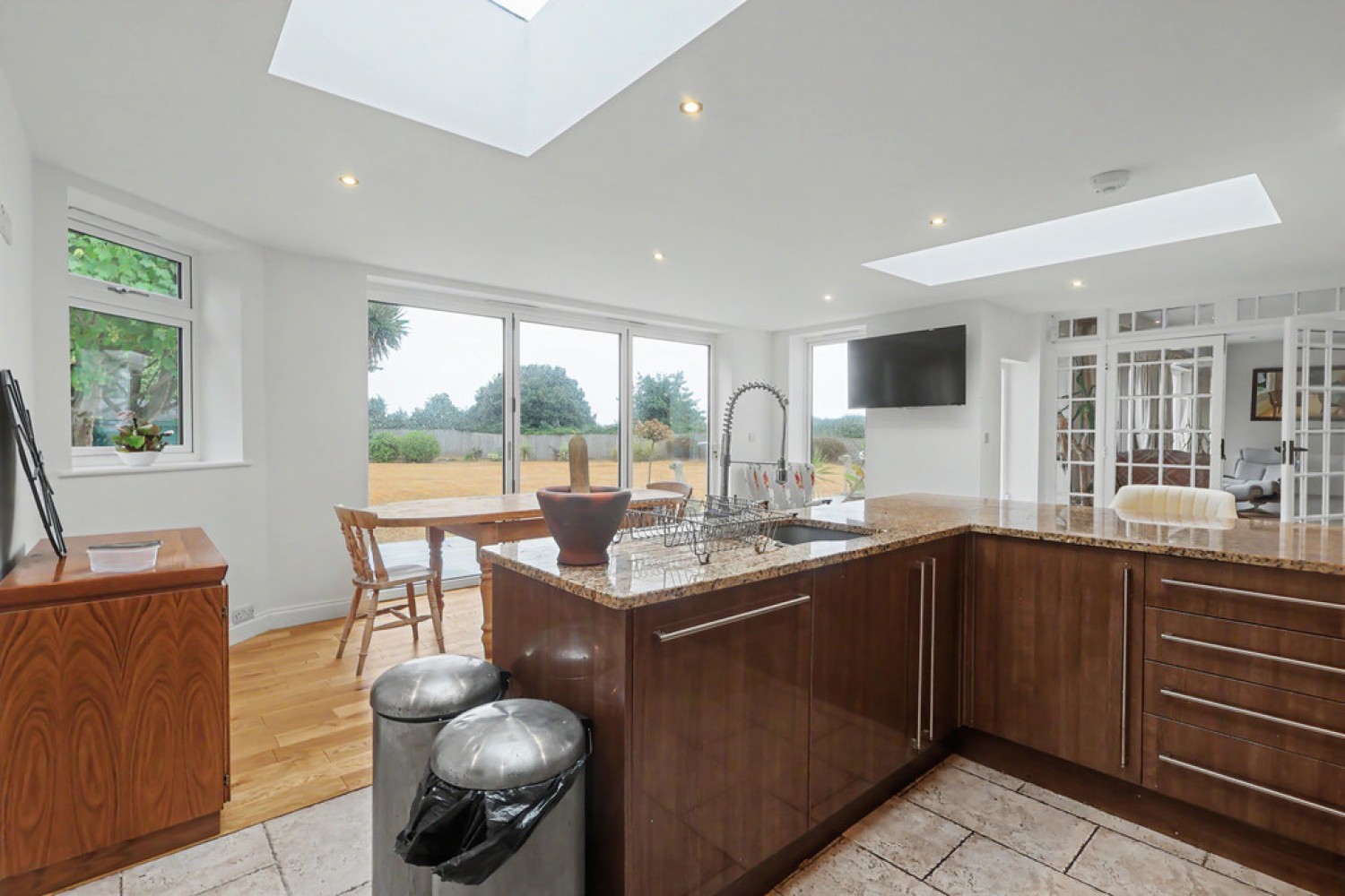 3 bedroom Flat for Letting Bournemouth, Dorset