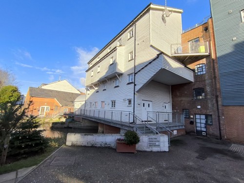 Weir Court, Canterbury