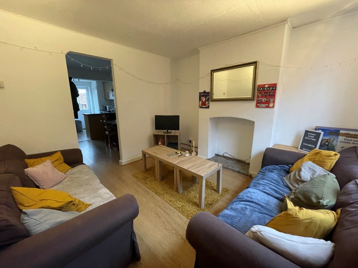 Cross Street, Canterbury