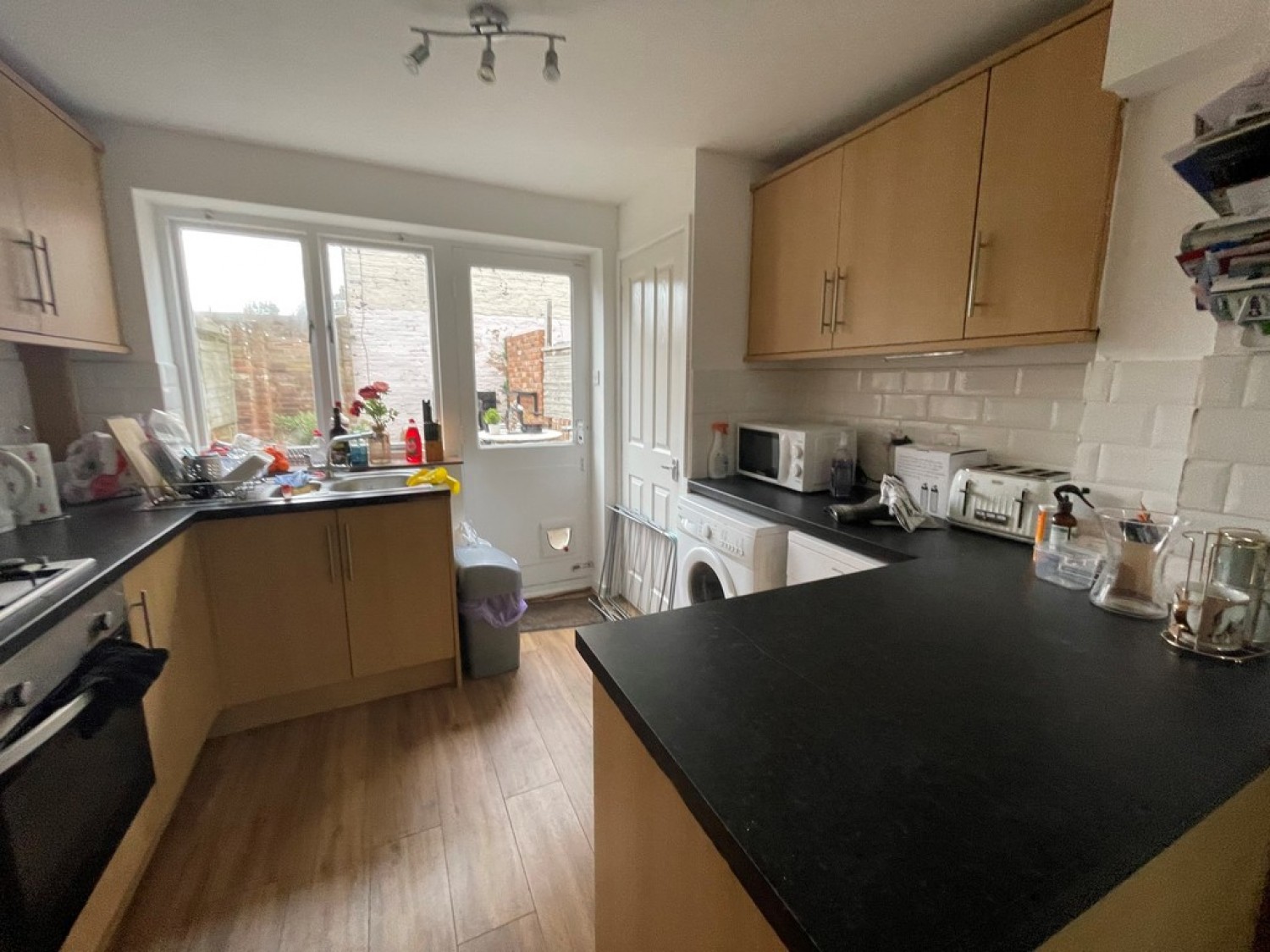 3 bedroom House in Cross Street, Canterbury