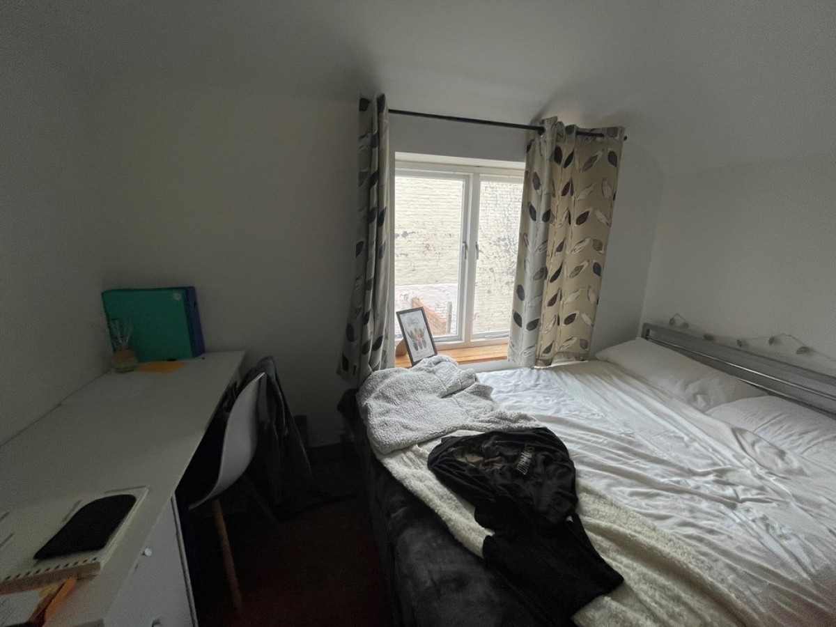 Cross Street, Canterbury