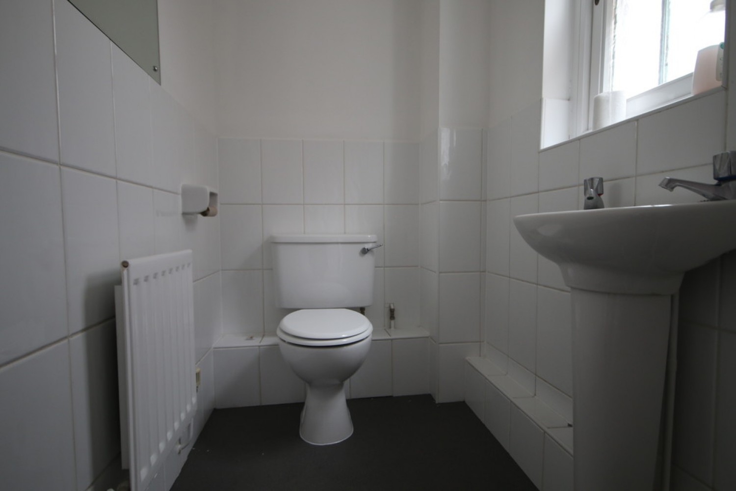 3 bedroom House in Station Road West, Canterbury