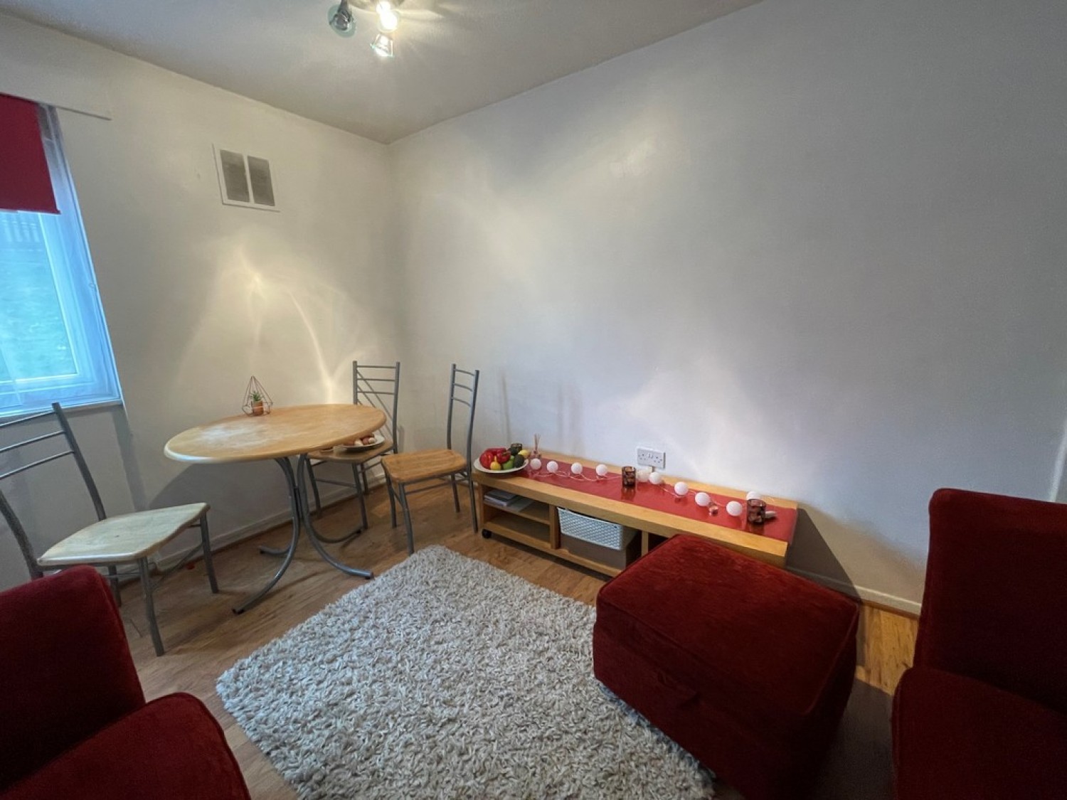 3 bedroom Flat for Letting Downs Road, Canterbury