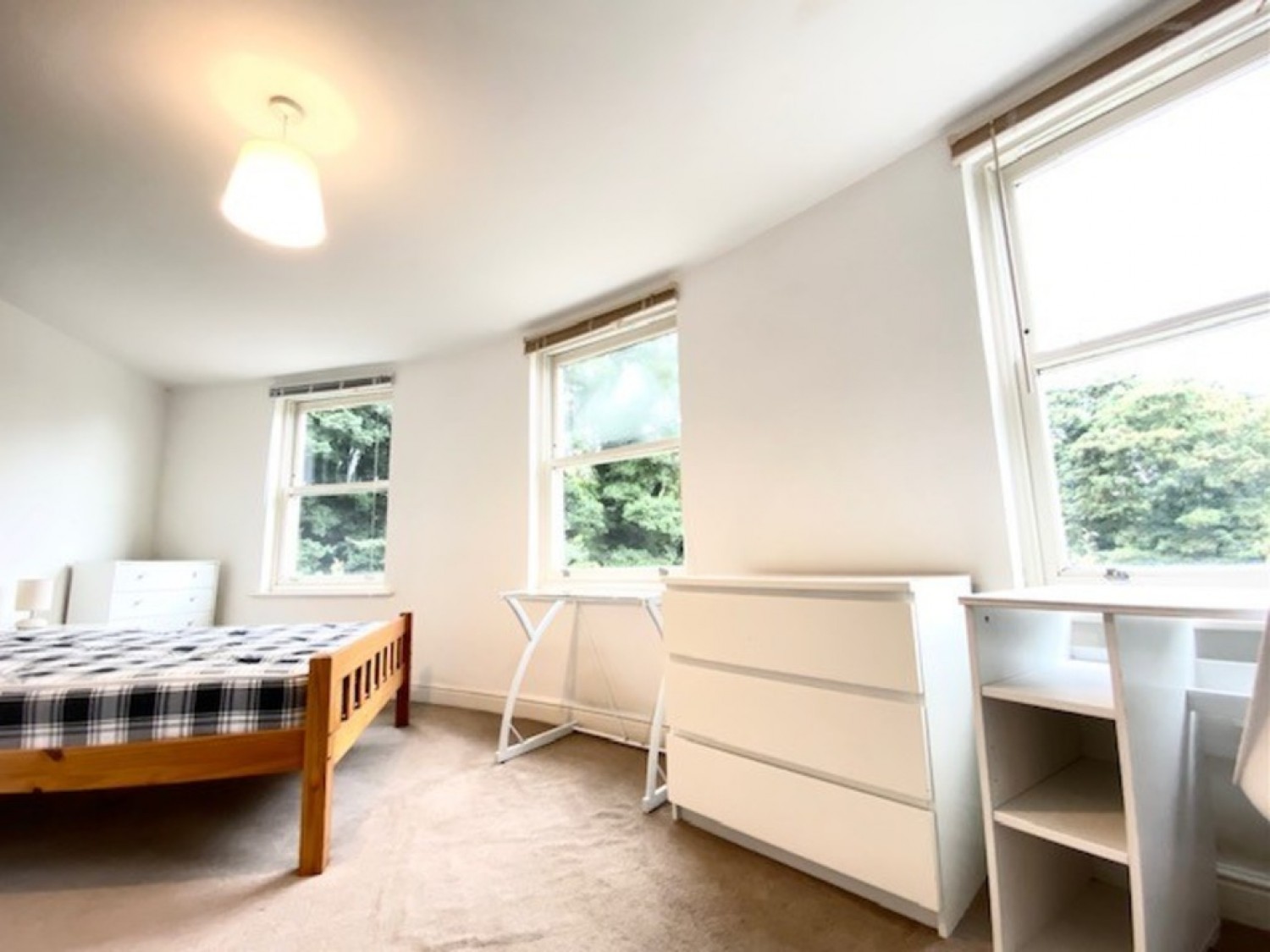 St. Andrews Close, Canterbury