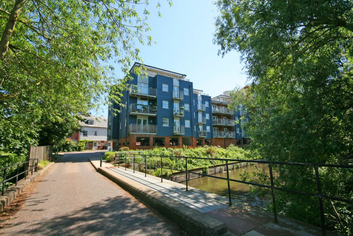 Ripple Court, Canterbury