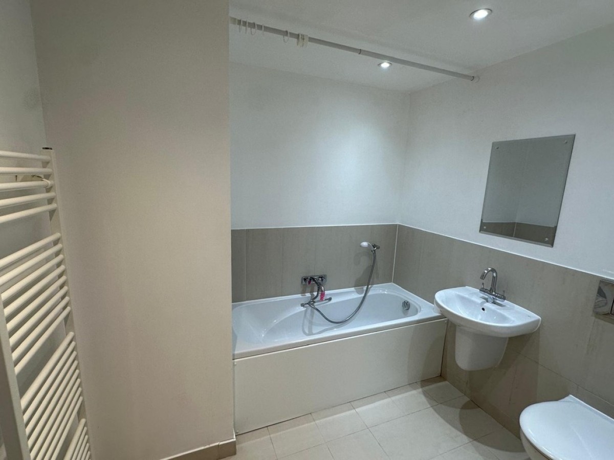 Ripple Court, Canterbury