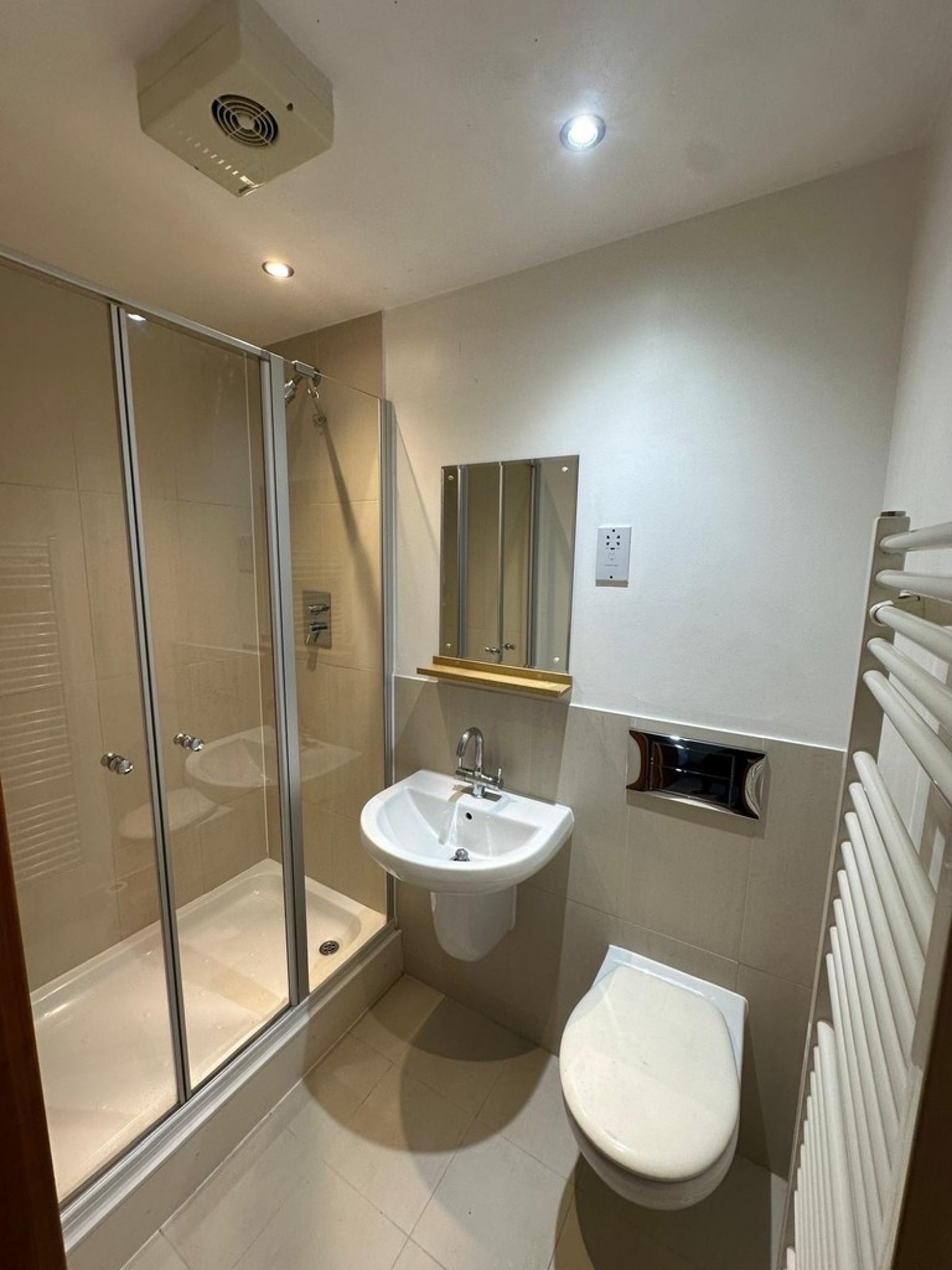 2 bedroom Flat in Ripple Court, Canterbury