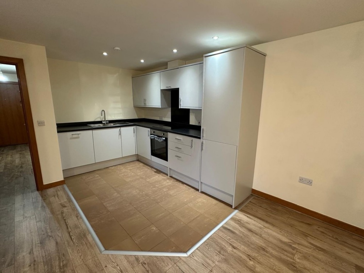 2 bedroom Flat in Ripple Court, Canterbury