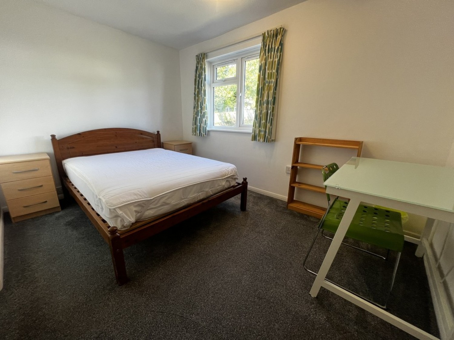 Hovenden Close