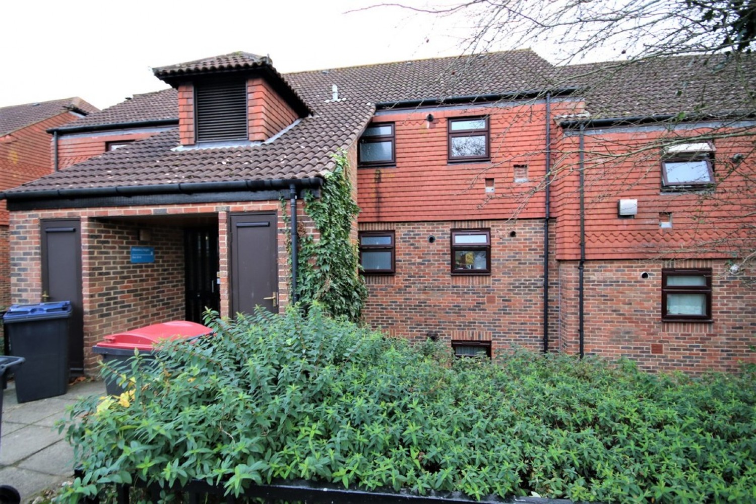 1 bedroom Flat for Letting Bicknor Close, Canterbury