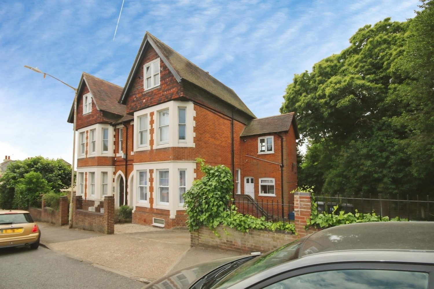 1 bedroom Flat for Letting Salisbury House, St Thomas Hill